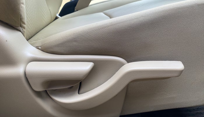 2015 Honda Amaze 1.2L I-VTEC SX, Petrol, Manual, 63,953 km, Driver Side Adjustment Panel