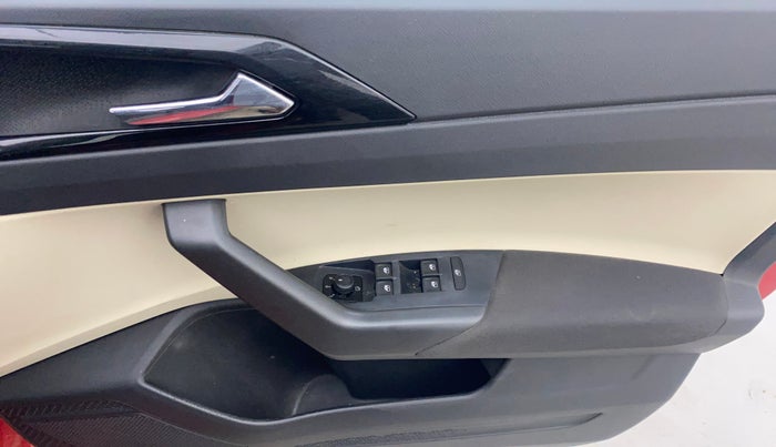 2022 Skoda SLAVIA AMBITION 1.0L TSI MT, Petrol, Manual, 54,441 km, Driver Side Door Panels Control