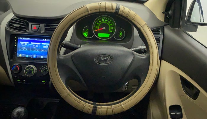 2013 Hyundai Eon MAGNA +, Petrol, Manual, 96,545 km, Steering Wheel Close Up