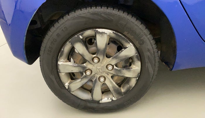 2013 Hyundai Eon MAGNA +, Petrol, Manual, 96,545 km, Right Rear Wheel