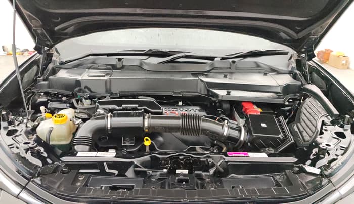 2024 Tata Harrier FEARLESS DARK EDITION AT, Diesel, Automatic, 44,841 km, Engine View