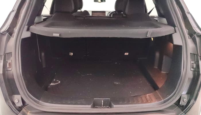 2024 Tata Harrier FEARLESS DARK EDITION AT, Diesel, Automatic, 44,841 km, Boot Inside