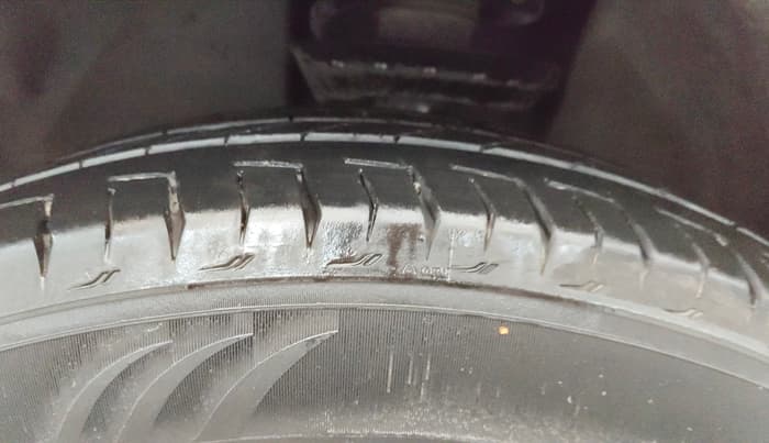 2024 Tata Harrier FEARLESS DARK EDITION AT, Diesel, Automatic, 44,841 km, Left Front Tyre Tread