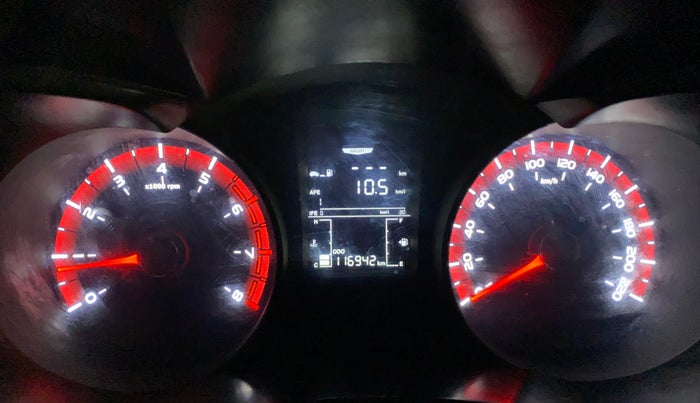 2020 Mahindra XUV300 W6 1.2 PETROL, Petrol, Manual, 1,16,899 km, Odometer Image