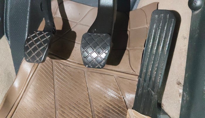 2016 Volkswagen Jetta COMFORTLINE TSI, Petrol, Manual, 1,20,909 km, Pedals