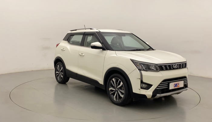 2019 Mahindra XUV300 W8 (O) 1.5 DIESEL, Diesel, Manual, 54,715 km, Right Front Diagonal