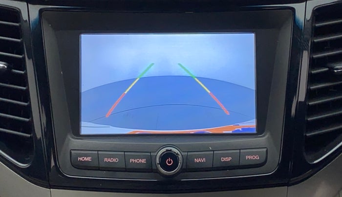 2019 Mahindra XUV300 W8 (O) 1.5 DIESEL, Diesel, Manual, 54,715 km, Parking Camera