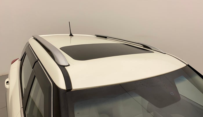 2019 Mahindra XUV300 W8 (O) 1.5 DIESEL, Diesel, Manual, 54,715 km, Roof