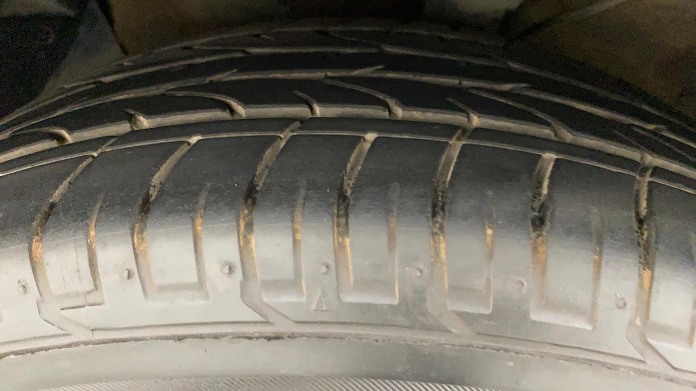 2016 Hyundai Creta SX PLUS AT 1.6 PETROL, Petrol, Automatic, 69,309 km, Left Front Tyre Tread