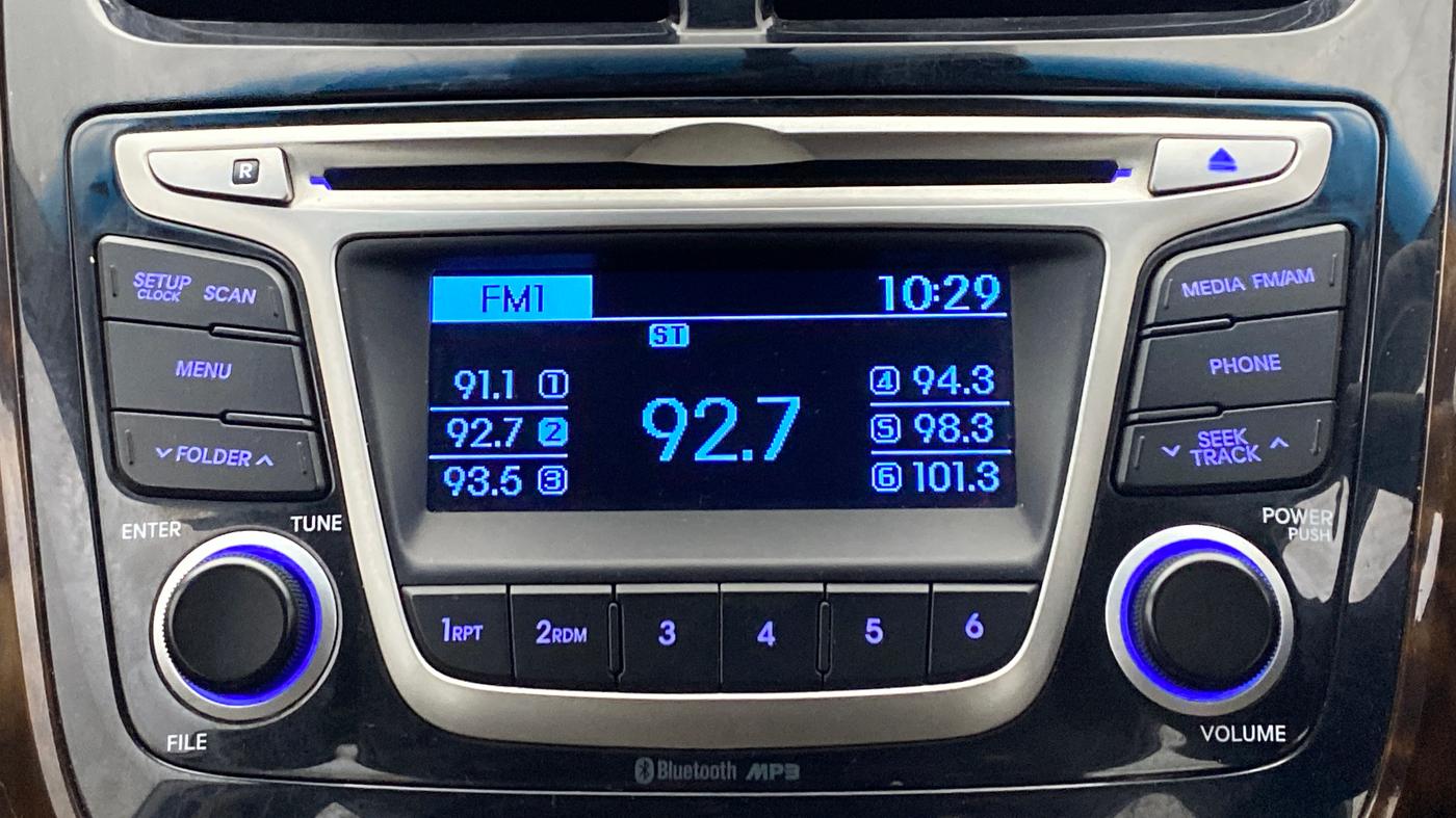 2016 Hyundai Verna FLUIDIC 1.6 CRDI S, Diesel, Manual, 50,015 km, Infotainment System