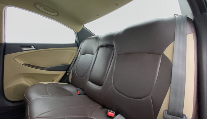2016 Hyundai Verna FLUIDIC 1.6 CRDI S, Diesel, Manual, 50,015 km, Right Side Rear Door Cabin