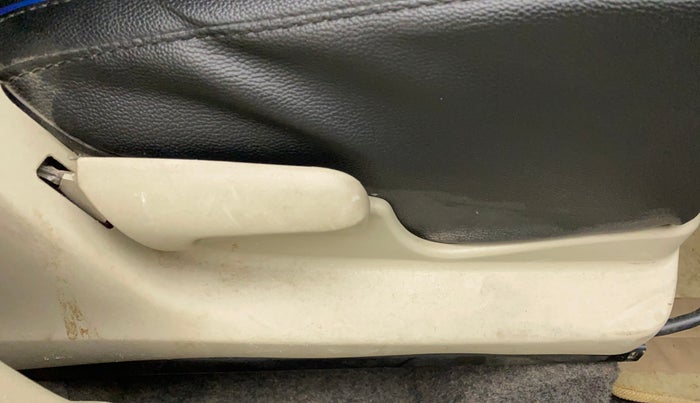 2018 Maruti Celerio VXI, Petrol, Manual, 11,942 km, Driver Side Adjustment Panel
