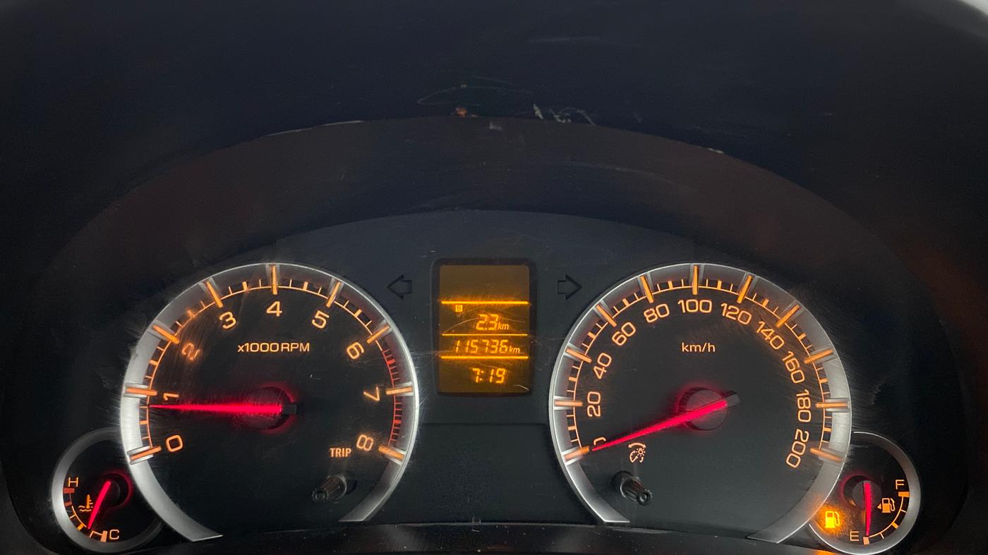 2014 Maruti Swift VXI, Petrol, Manual, 1,15,735 km, Odometer Image