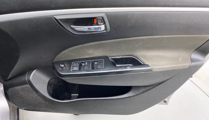 2014 Maruti Swift VXI, Petrol, Manual, 1,15,735 km, Driver Side Door Panels Control