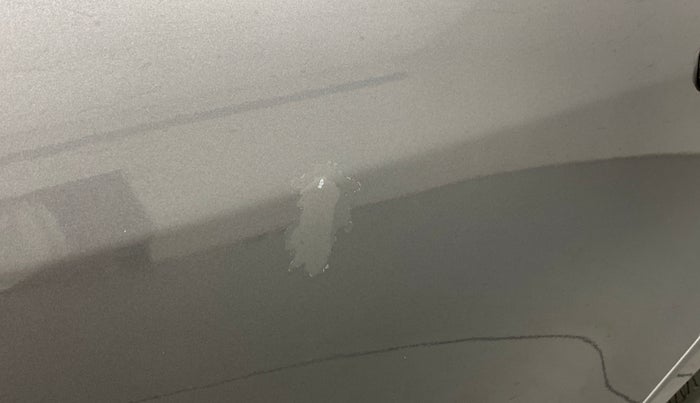 2014 Maruti Swift VXI, Petrol, Manual, 1,15,735 km, Rear left door - Paint has faded
