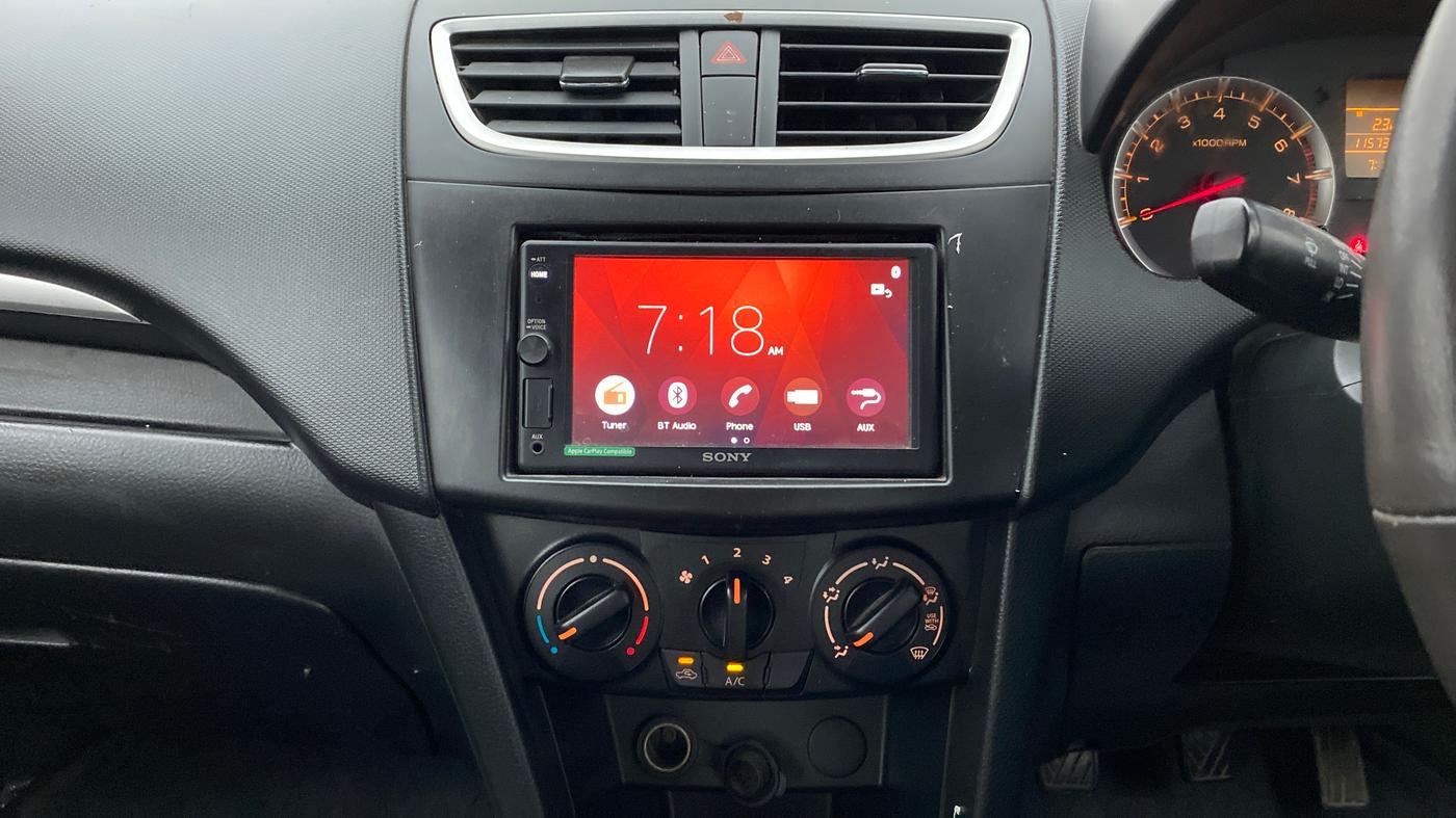 2014 Maruti Swift VXI, Petrol, Manual, 1,15,735 km, Air Conditioner