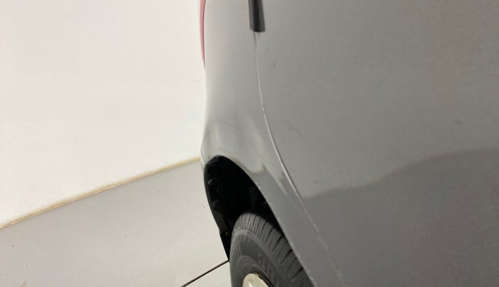 2014 Maruti Swift VXI, Petrol, Manual, 1,15,735 km, Right quarter panel - Slightly dented