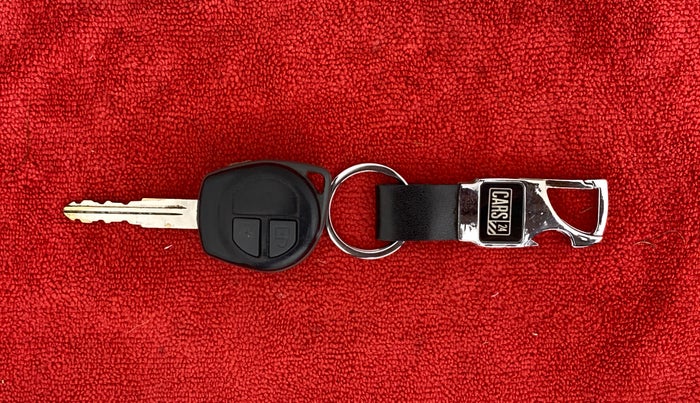 2014 Maruti Swift VXI, Petrol, Manual, 1,15,735 km, Key Close Up