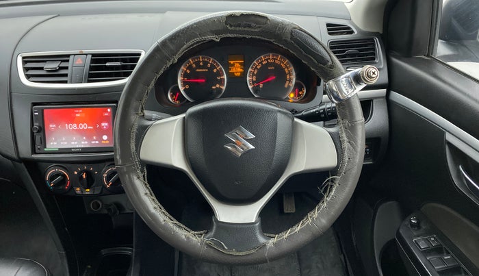2014 Maruti Swift VXI, Petrol, Manual, 1,15,735 km, Steering Wheel Close Up