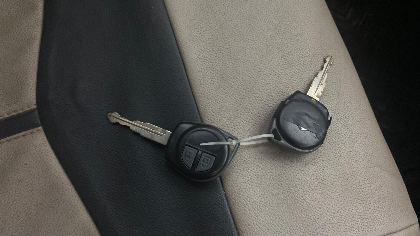 2016 Maruti Wagon R 1.0 VXI, Petrol, Manual, 85,951 km, Key Close Up