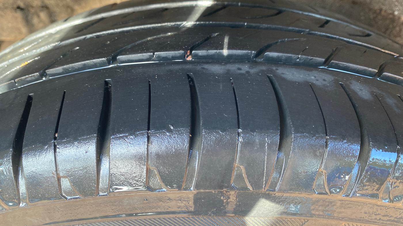 2014 Tata Zest XT PETROL, Petrol, Manual, 81,813 km, Right Rear Tyre Tread