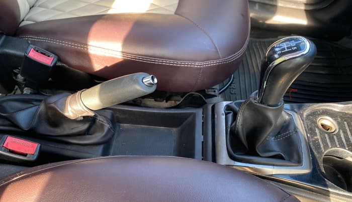 2014 Tata Zest XT PETROL, Petrol, Manual, 81,813 km, Gear Lever