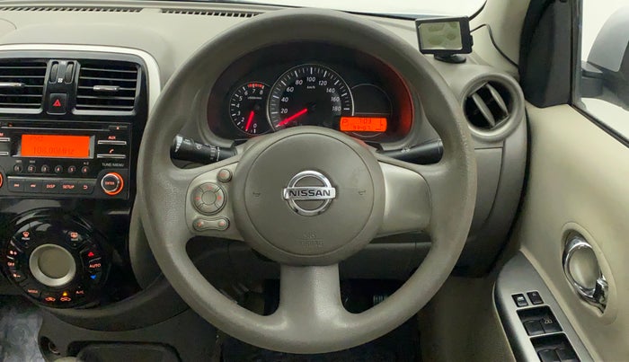 2013 Nissan Micra XV CVT, CNG, Automatic, 93,420 km, Steering Wheel Close Up