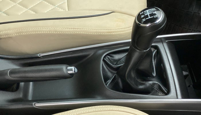 2019 Toyota Glanza G MT PETROL, Petrol, Manual, 11,798 km, Gear Lever