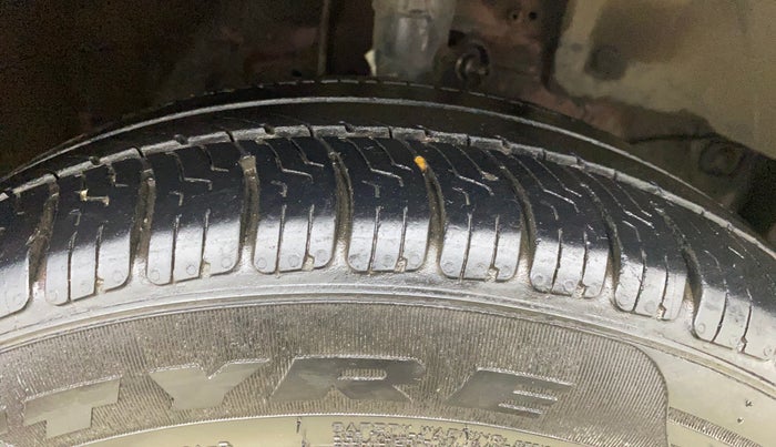 2013 Honda Amaze 1.2L I-VTEC S, Petrol, Manual, 47,533 km, Right Front Tyre Tread