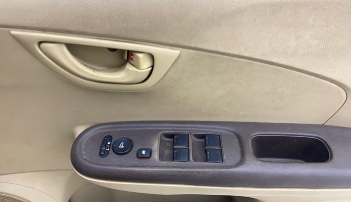 2013 Honda Amaze 1.2L I-VTEC S, Petrol, Manual, 47,533 km, Driver Side Door Panels Control