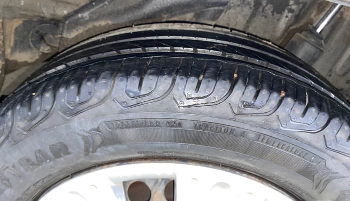 2013 Honda Brio S MT, Petrol, Manual, 59,278 km, Left Rear Tyre Tread