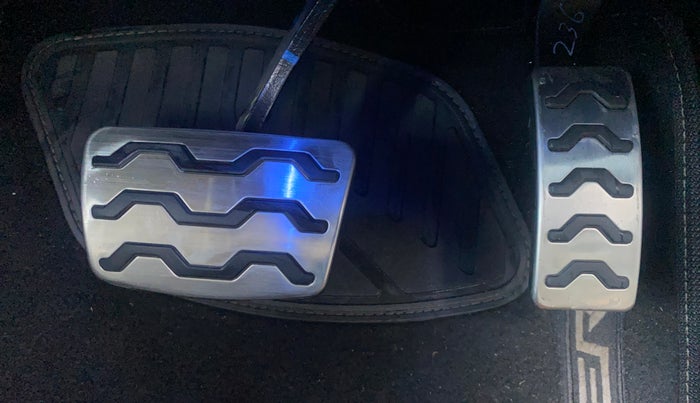 2024 Hyundai EXTER SX(O) 1.2 AMT, Petrol, Automatic, 5,824 km, Pedals