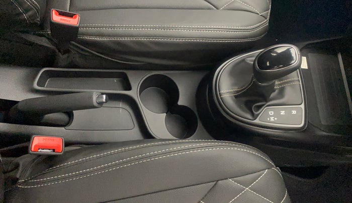 2024 Hyundai EXTER SX(O) 1.2 AMT, Petrol, Automatic, 5,824 km, Gear Lever