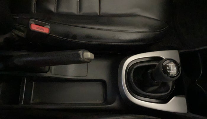 2019 Honda WR-V 1.2L I-VTEC S MT, Petrol, Manual, 98,167 km, Gear Lever