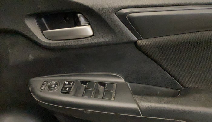 2019 Honda WR-V 1.2L I-VTEC S MT, Petrol, Manual, 98,167 km, Driver Side Door Panels Control