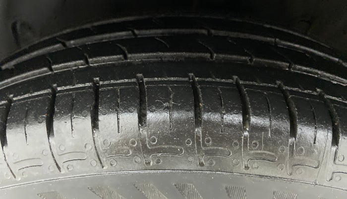 2020 Hyundai GRAND I10 NIOS SPORTZ 1.2 AT, Petrol, Automatic, 22,646 km, Left Front Tyre Tread
