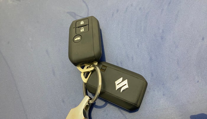 2017 Maruti Dzire ZXI AMT, Petrol, Automatic, 85,152 km, Key Close Up