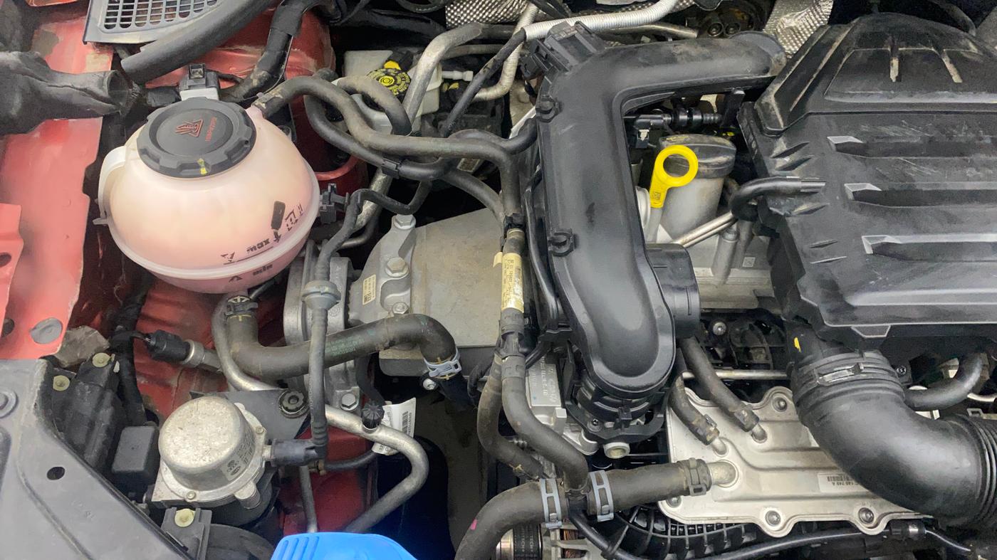 2021 Volkswagen Polo COMFORTLINE 1.0L TSI AT, Petrol, Automatic, 32,836 km, Engine View - Right
