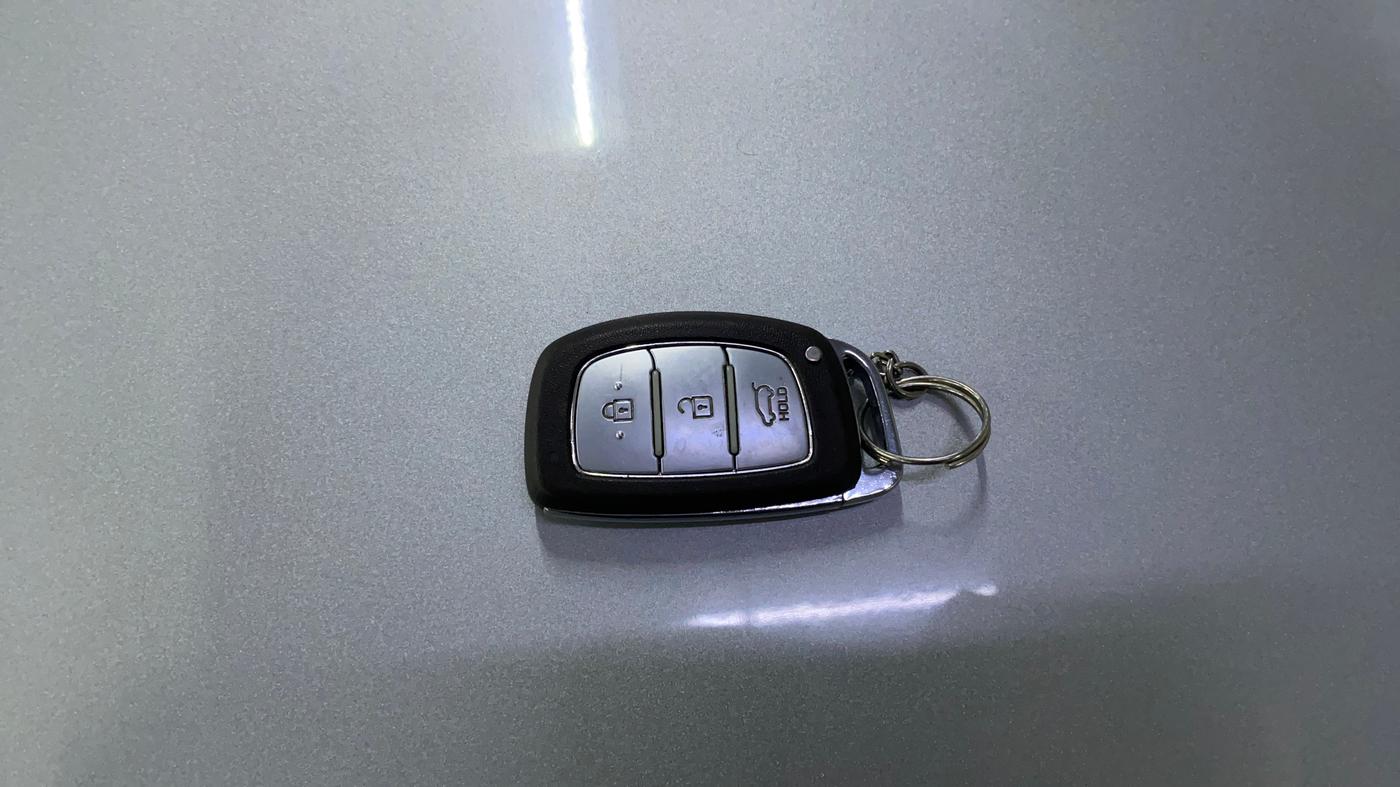 2017 Hyundai Elite i20 ASTA 1.2 (O), Petrol, Manual, 55,000 km, Key Close Up
