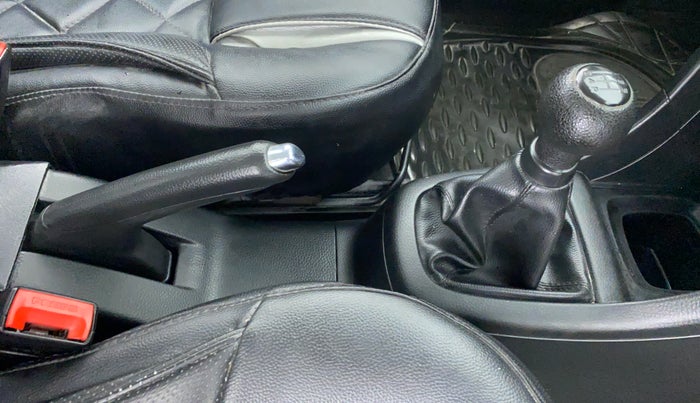 2014 Maruti Swift VXI D, Petrol, Manual, 51,521 km, Gear Lever
