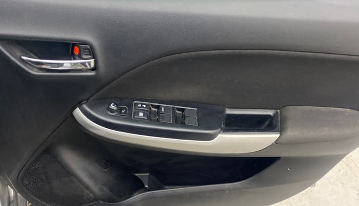 2018 Maruti Baleno ALPHA CVT PETROL 1.2, Petrol, Automatic, 71,685 km, Driver Side Door Panels Control