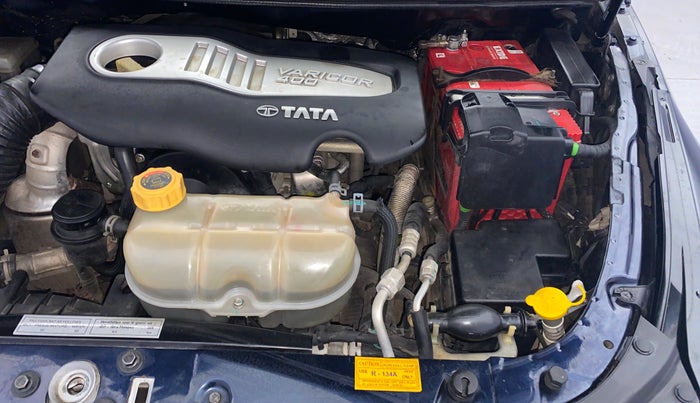 2017 Tata Hexa XT 4X4 7 STR, Diesel, Manual, 76,356 km, Engine View - Left