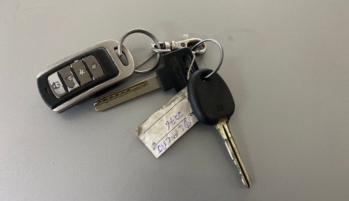 2014 Hyundai i10 MAGNA 1.1, Petrol, Manual, 72,472 km, Key Close Up