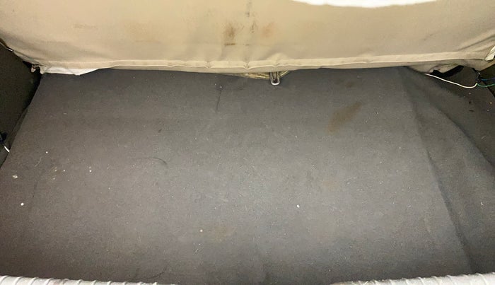 2013 Hyundai i10 SPORTZ 1.2, Petrol, Manual, 38,037 km, Boot Inside