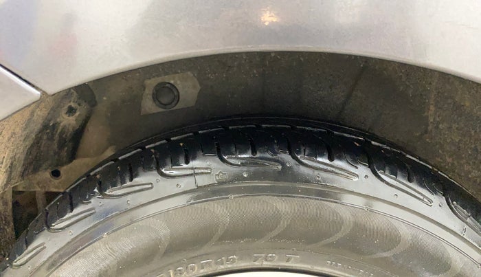 2013 Hyundai i10 SPORTZ 1.2, Petrol, Manual, 38,037 km, Right Rear Tyre Tread