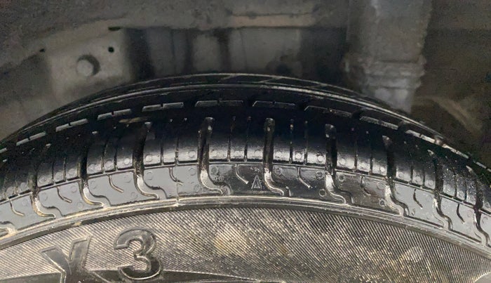 2018 Hyundai Eon ERA +, Petrol, Manual, 72,447 km, Left Rear Tyre Tread