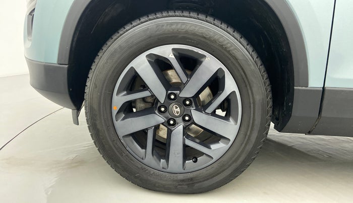 2021 Tata Safari XZA+ ADVENTURE, Diesel, Automatic, 8,975 km, Left Front Wheel