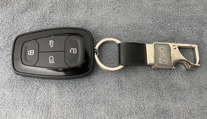 2021 Tata Safari XZA+ ADVENTURE, Diesel, Automatic, 8,975 km, Key Close Up