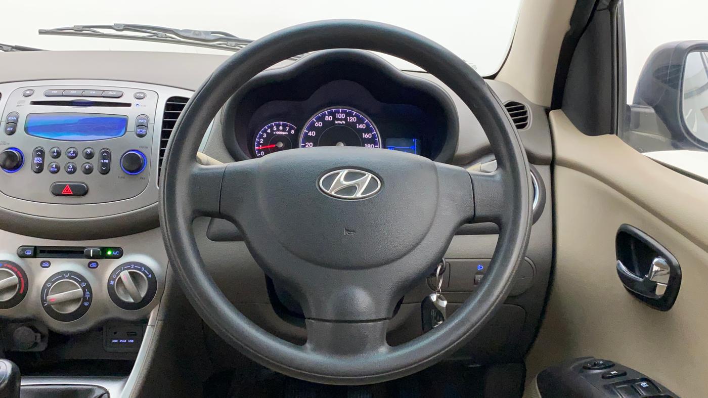 2012 Hyundai i10 SPORTZ 1.2, Petrol, Manual, 72,879 km, Steering Wheel Close Up
