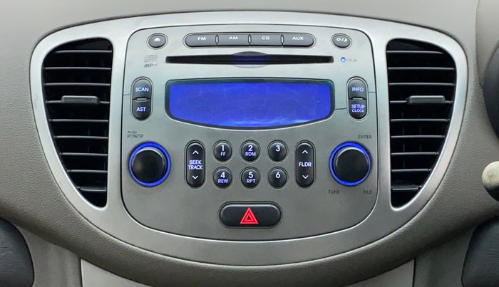 2012 Hyundai i10 SPORTZ 1.2, Petrol, Manual, 72,879 km, Infotainment system - Display has spot on screen